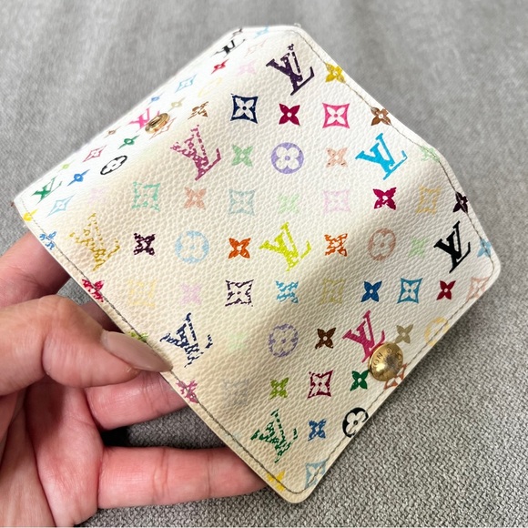 Louis Vuitton x Takashi Murakami Key Holder - Picture 7 of 8